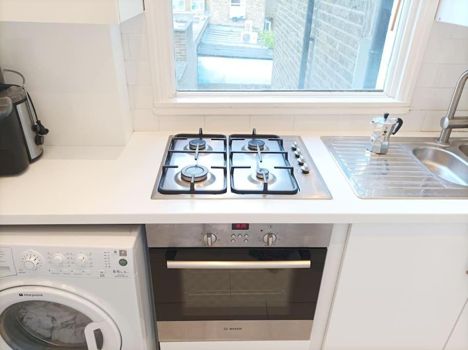 Modern And Cosy 2 Bedroom Flat In Notting Hill London Bagian luar foto